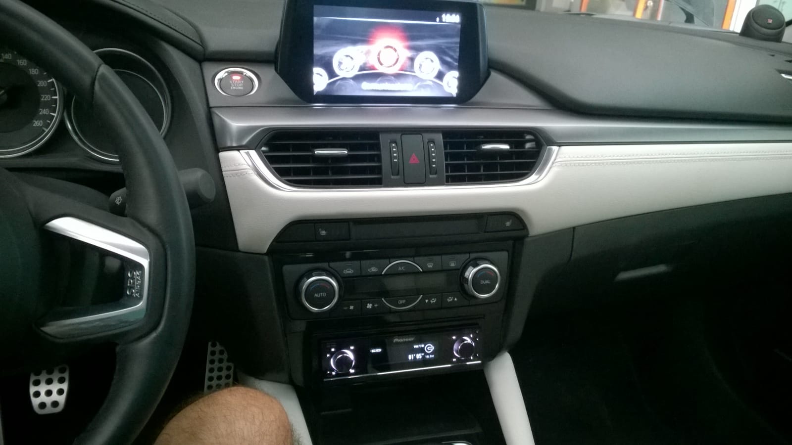 Hi-Fi Car 10